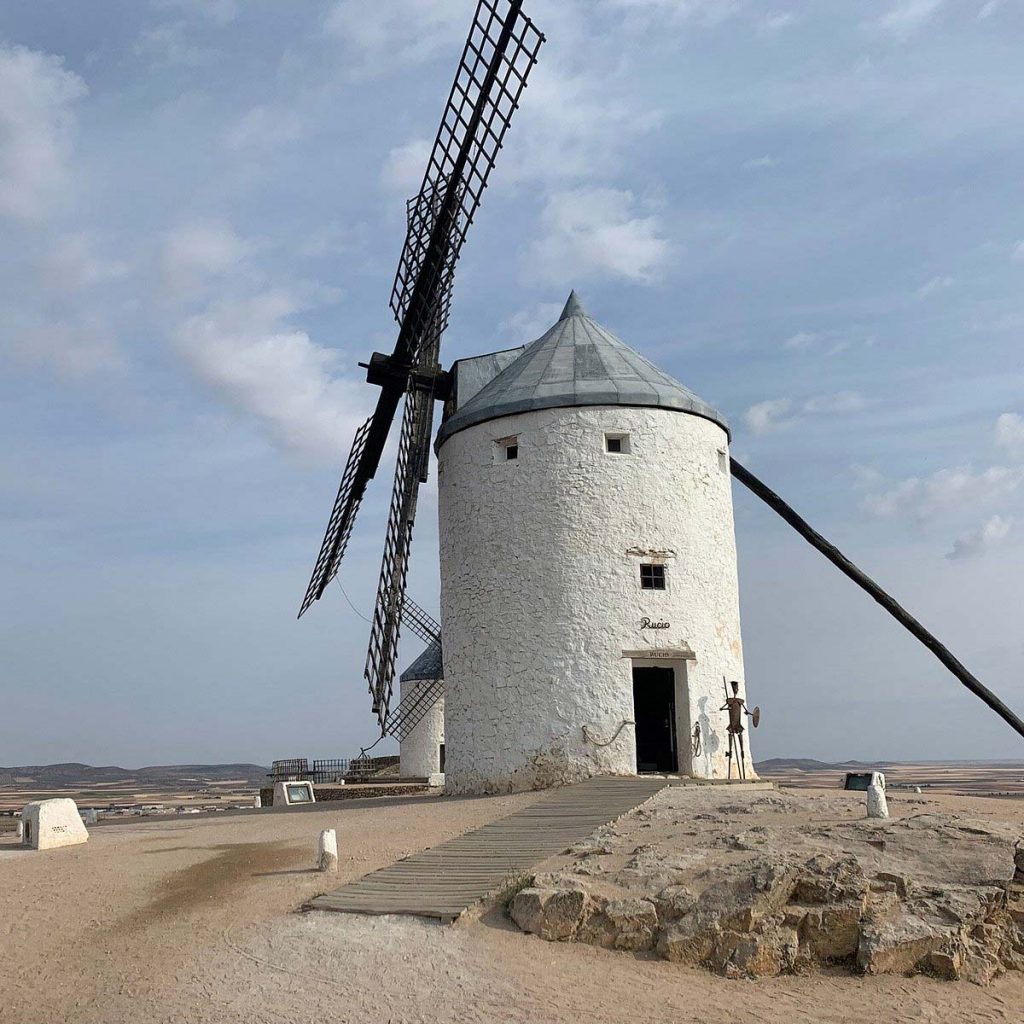 Visitare i mulini di Consuegra con guida in italiano