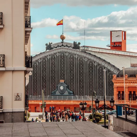 Tour della città neoclassico in italiano a Madrid